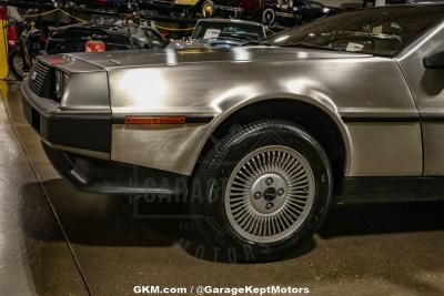 1982 DeLorean DMC-12