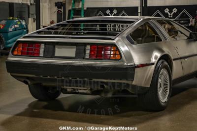 1982 DeLorean DMC-12