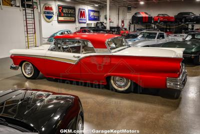 1957 Ford Fairlane 500 Skyliner