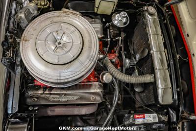 1957 Ford Fairlane 500 Skyliner