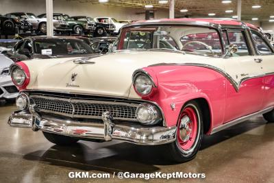 1955 Ford Fairlane Crown Victoria