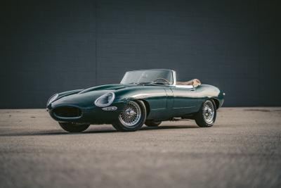 1964 Jaguar E-TYPE ROADSTER