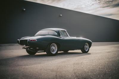 1964 Jaguar E-TYPE ROADSTER