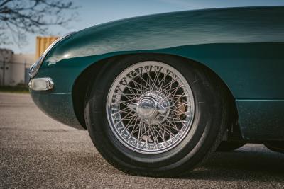 1964 Jaguar E-TYPE ROADSTER