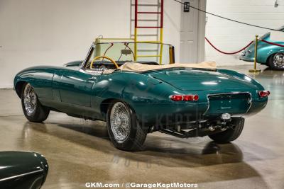 1964 Jaguar E-TYPE ROADSTER