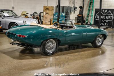 1964 Jaguar E-TYPE ROADSTER