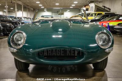 1964 Jaguar E-TYPE ROADSTER