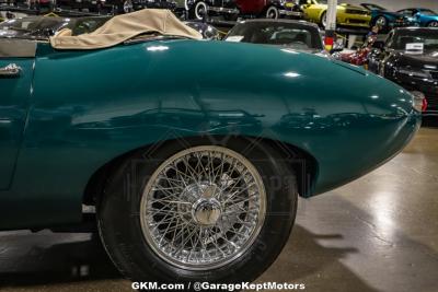 1964 Jaguar E-TYPE ROADSTER