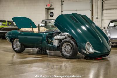 1964 Jaguar E-TYPE ROADSTER