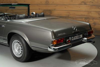 1968 Mercedes - Benz 280SL