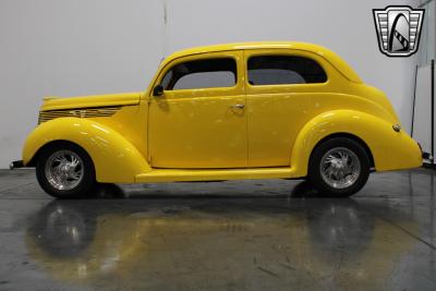 1938 Ford 2 Door Sedan