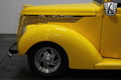 1938 Ford 2 Door Sedan