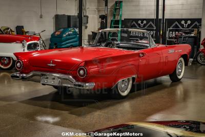 1957 Ford Thunderbird