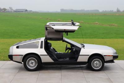 1982 DeLorean DMC-12