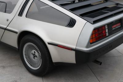 1982 DeLorean DMC-12