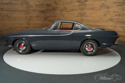 1963 Volvo P1800