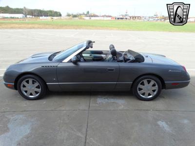 2003 Ford Thunderbird