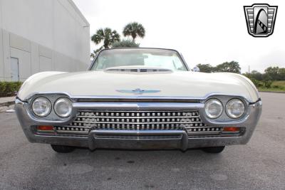 1962 Ford Thunderbird