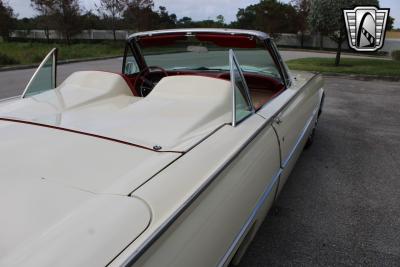 1962 Ford Thunderbird