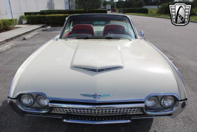 1962 Ford Thunderbird