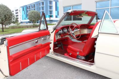 1962 Ford Thunderbird