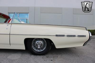 1962 Ford Thunderbird