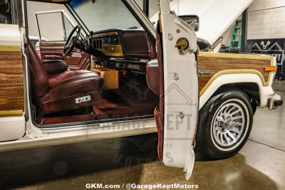 1987 Jeep Grand Wagoneer