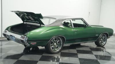 1972 Oldsmobile Cutlass 442 Tribute Restomod