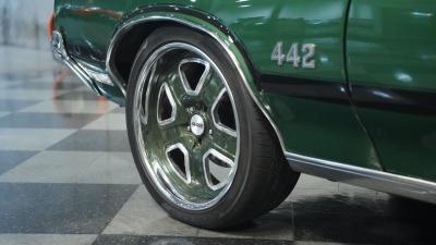 1972 Oldsmobile Cutlass 442 Tribute Restomod