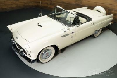 1956 Ford Thunderbird