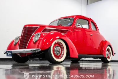 1937 Ford 5-Window Coupe