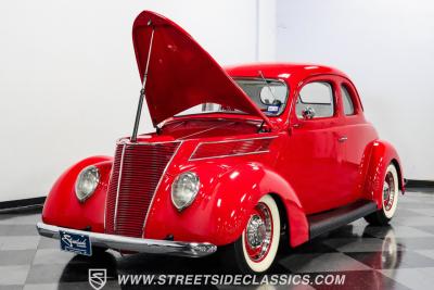 1937 Ford 5-Window Coupe