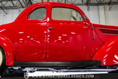 1937 Ford 5-Window Coupe