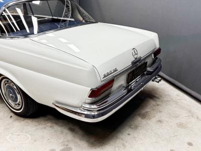 1968 Mercedes - Benz 280 SE