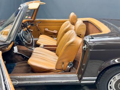 1968 Mercedes - Benz 280 SL