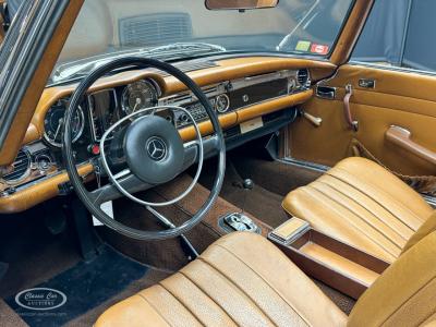 1968 Mercedes - Benz 280 SL