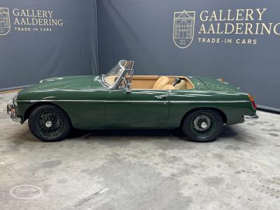 1966 MG B