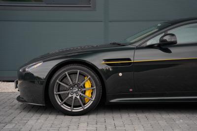 2016 Aston Martin V12 Vantage