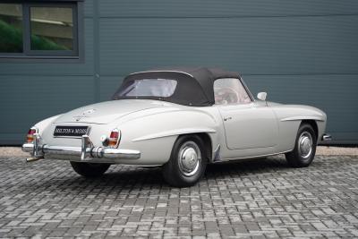 1960 Mercedes - Benz 190SL