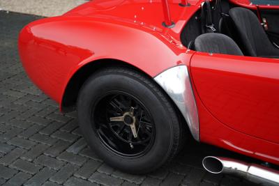 2000 AC Cobra