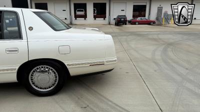 1999 Cadillac DeVille