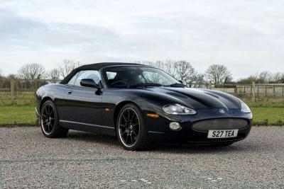 2004 Jaguar XKR CARBON EDITION