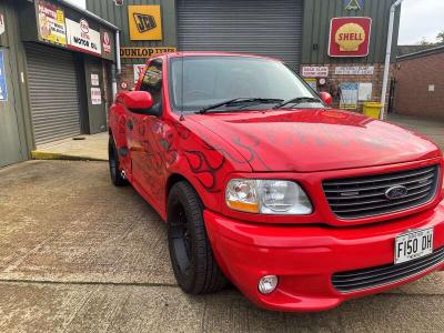 2005 Ford F-150 SVT Lightning