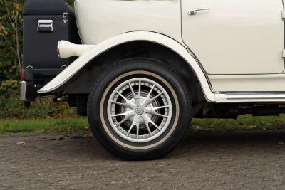 2010 BEAUFORD 4 DOOR LWB TOURER