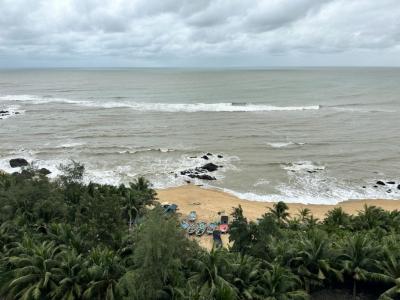 Motorcar Hainan Island