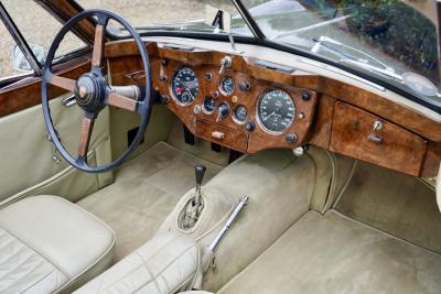 1957 Jaguar XK140 Drophead Coupe