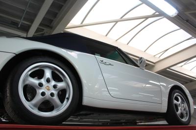 1995 Porsche 993 Carrera 2 Convertible ONLY 23000 MILES! PRICE INCL. VAT