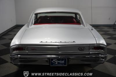 1966 Chevrolet Chevelle SS 427 Tribute Restomod