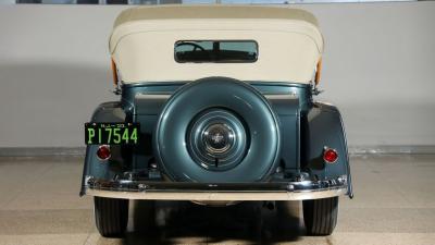 1933 Chrysler Custom Imperial LeBaron Dual-Windshield Phaeton