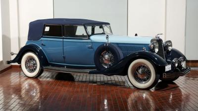 1933 Lincoln KB Custom Dietrich Convertible Sedan